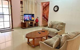 La Casa Trivandrum 4 Bhk Ac Luxury Villa At City Centre, Just 6 Kms To Airport