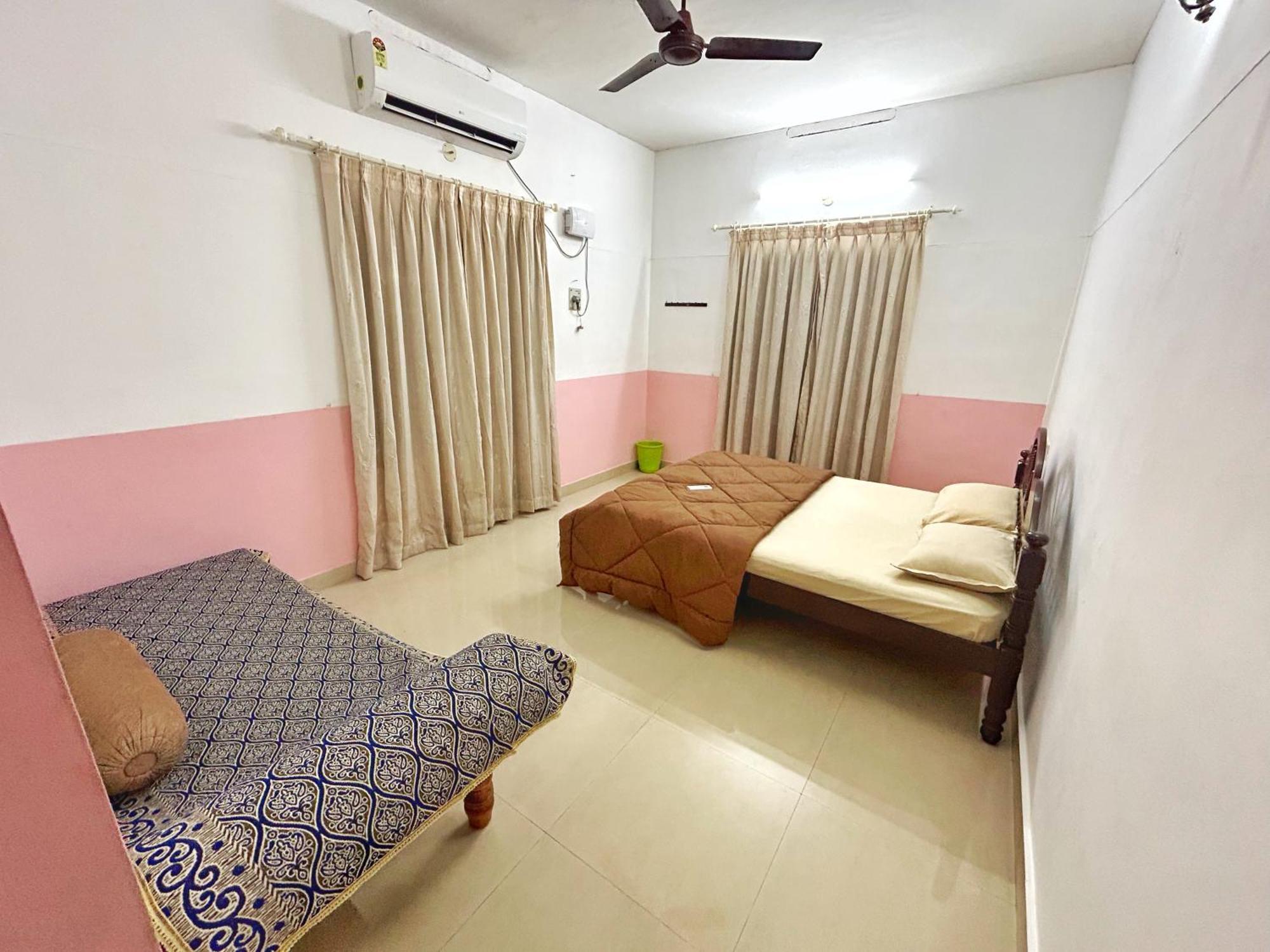 La Casa Trivandrum 4 Bhk Ac Luxury Villa At City Centre, Just 6 Kms To Airport Thiruvananthapuram Exterior photo